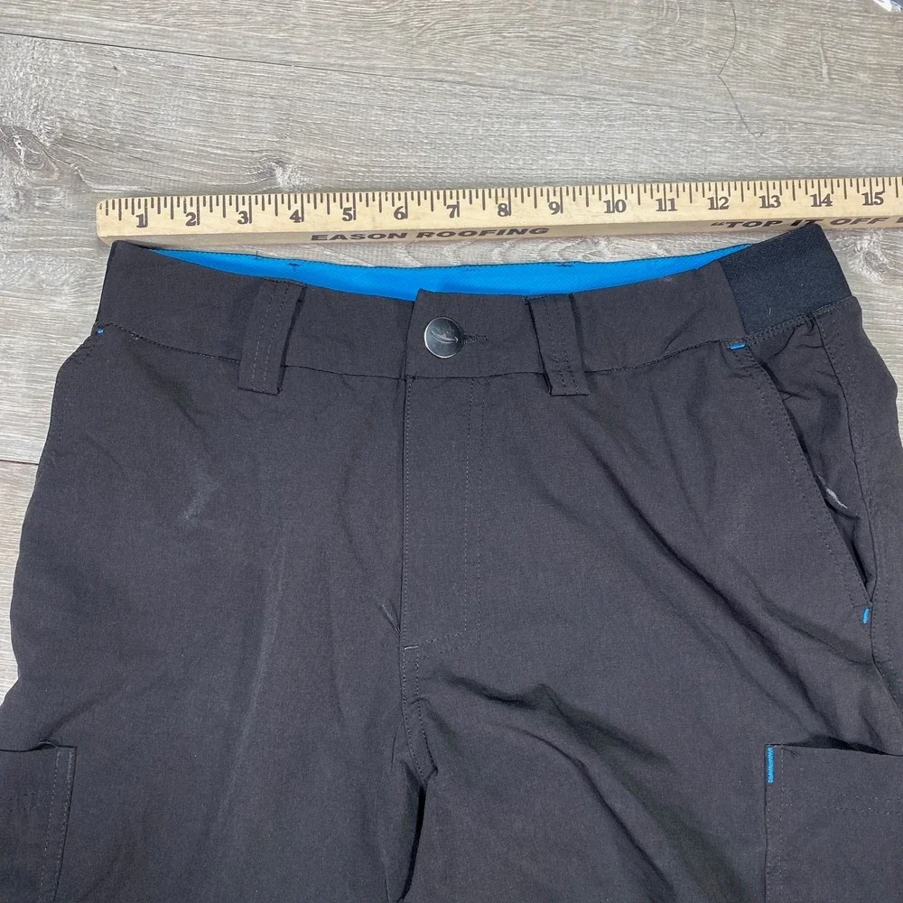 Amazon Black Cargo Shorts for Men - Picture 7 of 10